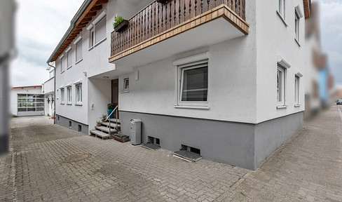 300sqm insulated apartment building with 220sqm solid construction hall on 1250sqm plot