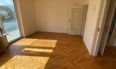 4 Zimmerwohnung mit Terrasse