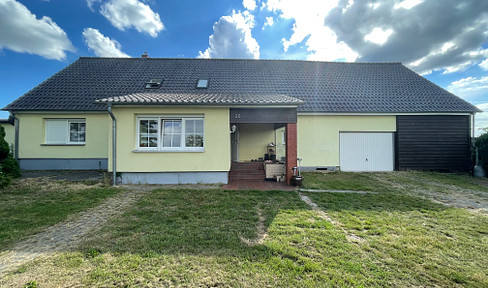 Detached house in idyllic isolated location