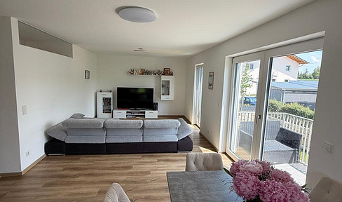 Wunderschöne 3,5-Zimmer-OG-Neubauwohnung in Randlage in Heldenstein
