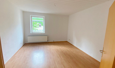 Gemütliche und renovierte Wohnung in Herne-Baukau mit Garten
