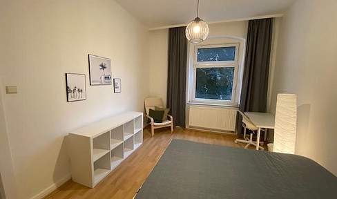 From May 1st - Large, modernly furnished room in a shared apartment in Düsseldorf-Benrath.