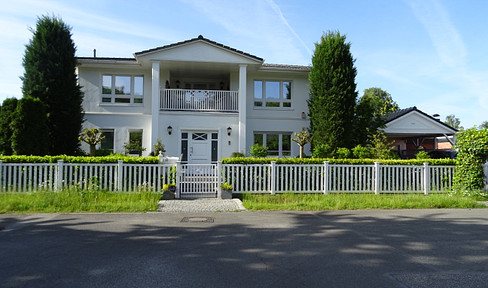 Modern villa in Hamburg-Volksdorf
