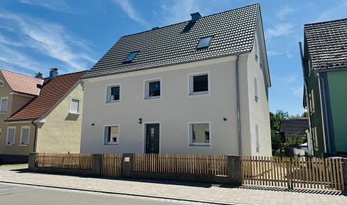 House completely renovated, no commission fees – plenty of space!
