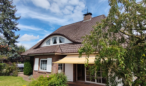 Harpstedt - Sunny house in play street with far-reaching views of paddock and meadows