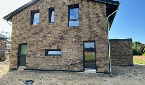 NEW VALUE ! MODERN DOUBLE HOUSEHOLD in HEMMOOR near STADE I CUXHAVEN