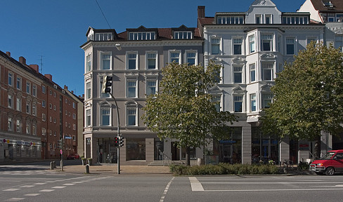 Kiel, Holtenauer Str. 57, commercial property/space.