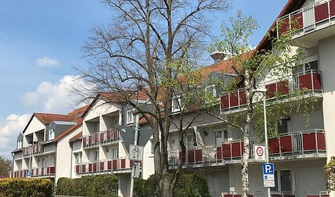 Ruhige, helle 1 Z.Wohn.27 Qm, Terrasse, Einbauküche, TG, direkt Gegenüber Schaeffler
