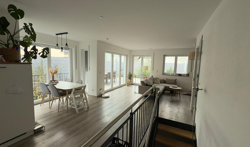 Modern 3.5-room maisonette with terrace, fitted kitchen & feel-good air-conditioned flooring