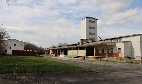 REDUZIERT - Vielfältig nutzbare Gewerbeimmobilie am Standort Kölleda