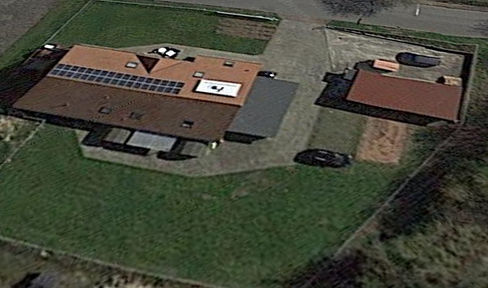 Self-sufficient business residence in North Rhine-Westphalia, located near the motorway: Where innovation and expansion meet (no commission fees).