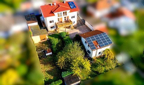 Traumhaftes Zweifamilienhaus (MFH) in einzigartiger Waldrandlage mit Vesteblick - ohne Provision