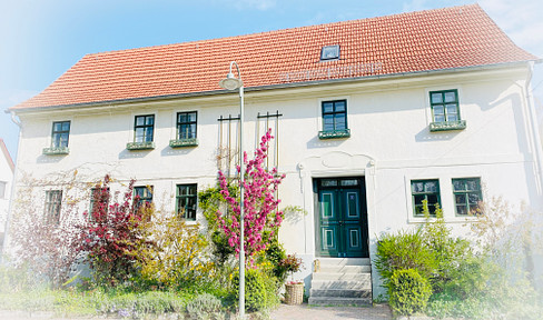 PROVISIONSFREI: Historisches Bauernhaus mit tollem Garten und großem Nebengebäude