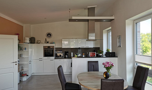 Traumhafte 2-Zi.-Penthousewohnung in Lütjensee ++große Dachterrasse++Stellplatz am Haus