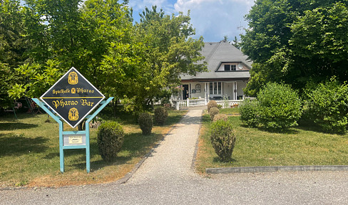 Residential and commercial building (restaurant-cafe-bar) with extension possibilities ( PRICE VB)