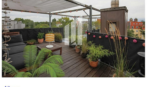 Above the rooftops of AUX, suitable for shared apartments, completely renovated: Stylish 4 room maisonette+Altane+EBK on the Wertach