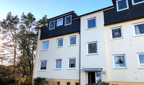 Schöne 3-Zi. Wohnung mit Balkon – nahe ELBE Klinikum!