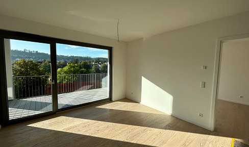 Top moderne, neuwertige 2 ZiKüche/Bad/ großer Balkon - Königsbergerstraße 1b