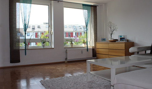 Young building near the Rhine: Spacious two-room apartment in a popular location