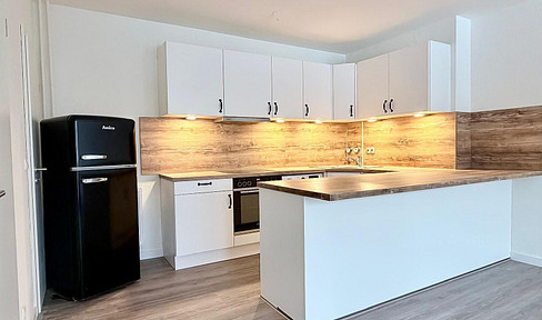 Cozy 1.5-room apartment with a view of greenery.