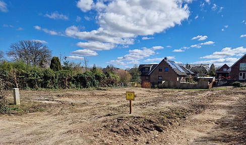 Large building plot in Buxtehude commission-free from private
