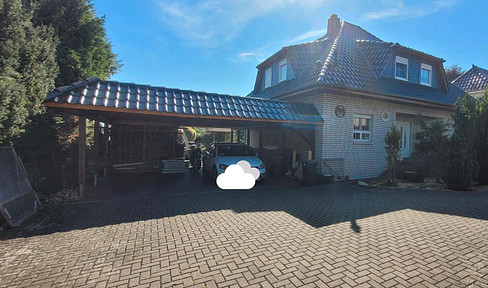 Spacious detached house with large plot in Wolfsburg/Heiligendorf