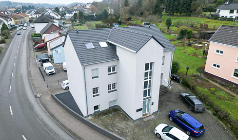 Hochwertig energetisch saniertes Mehrfamilienhaus mit starker Rendite - 6 Einheiten