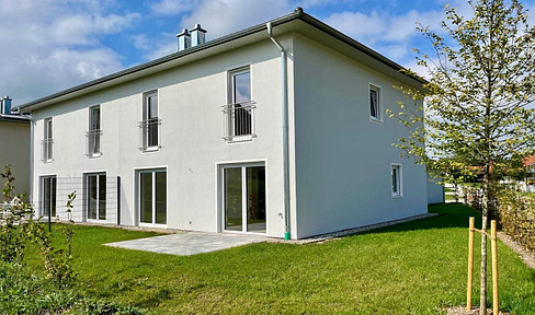 Doppelhaushälfte,KFW 40,Zinsgünstiges KFW Darlehen,PV-Anlage mit Speicher.