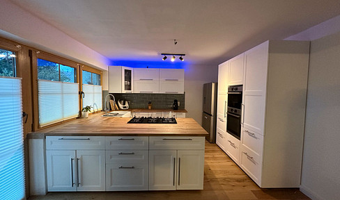 Fantastic country house with 4,367 m² of garden paradise