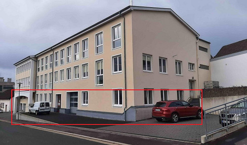 Commercial hall 422 sqm - ground floor from 1.7.2025