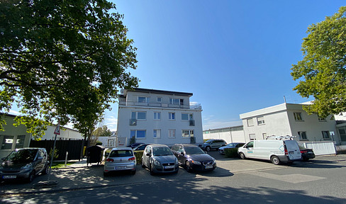 We offer flexible office space rentals, with office sizes starting from 30 square meters.
