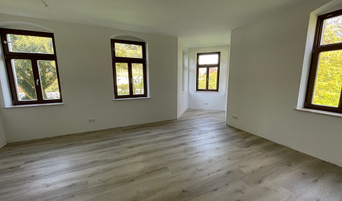 4-Raum-Wohnung in historischer Villa in Oppach