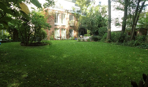 Idyllische Erdgeschoßwohnung mit eigenem Garten direkt am Jenischpark von Privat