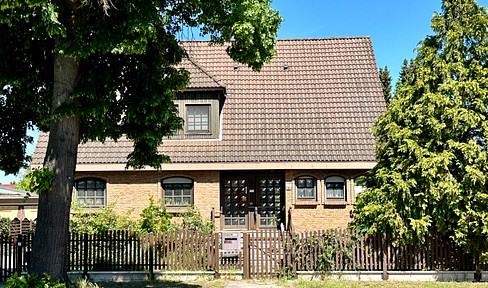 Großzügiges KAMPA-Haus mit viel Platz und teilbarem Grundstück