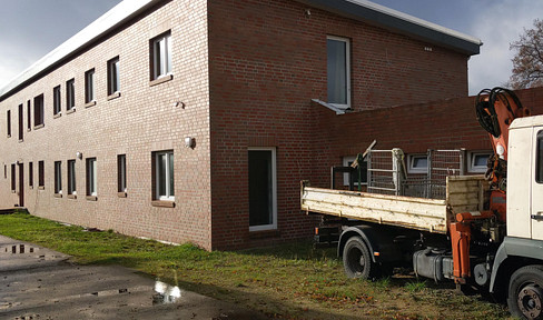 MFH mit drei Wohnungen zum Fertigstellen, weitere Bebauung möglich