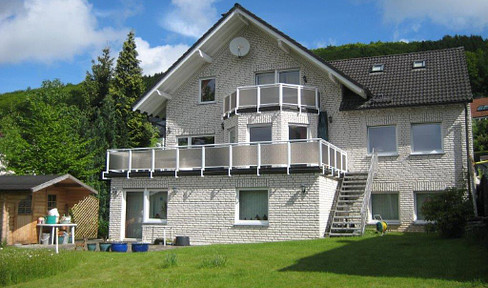 Detached single-family house with granny apartment