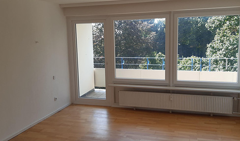 Beautiful 3-room apartment with balcony, centrally located in Itzehoe