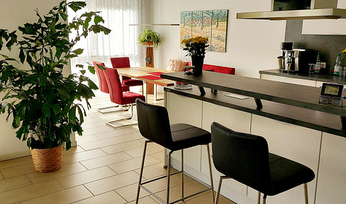 Bright new 134 m² apartment, barrier-free, high-quality furnishings, spacious rooms