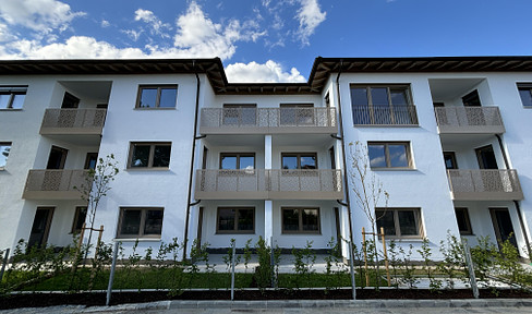 Großzügige 4-Zimmer-Wohnung im 2. OG, mit Aufzug und Tiefgrage. Zentrale Lage in Geiselhöring.