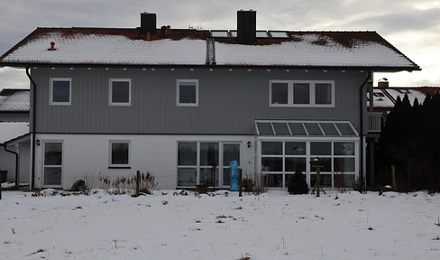 ZFH with 2 Whg like DHH, sep access, D-Gge, Stellpl, WW-Solar, quiet location