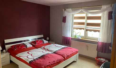 No commission: 3-room ground-floor apartment with terrace and garden access - quiet location near Dresden.