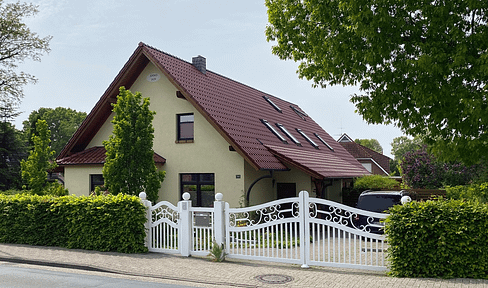 Modern & energy-efficient house centrally located in Jaderberg and close to the North Sea