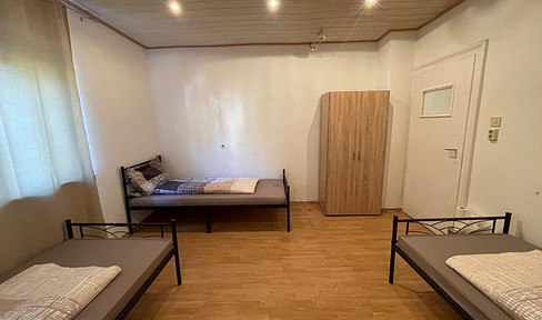 Furnished accommodation for construction workers, available for up to approximately 30 people. Only for rent to companies.