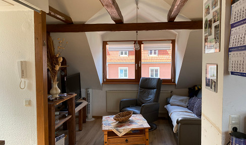 2 Zimmer Wohnung mit offener Küche und schönem Ausblick