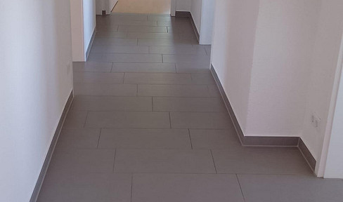 Renovated 4 room apartment + garage, close to the center in Ellwangen