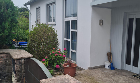 large house in Pfaffenhofen with 2 winter gardens for the price of a small DHH!