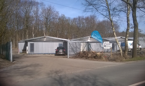 3 hectares of covered storage and parking space in the back harbor area of Bremerhaven