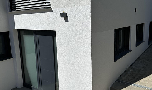 2 Zimmerwohnung in Plattenhardt mit EBK