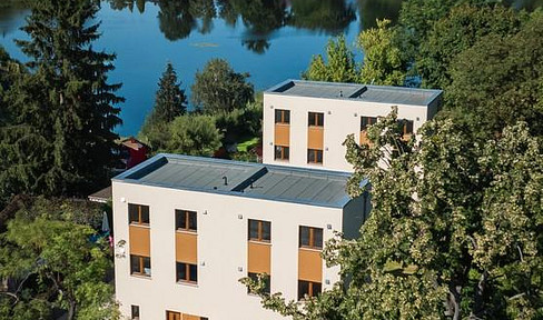 Ready for occupancy - at Falkenhagener See.