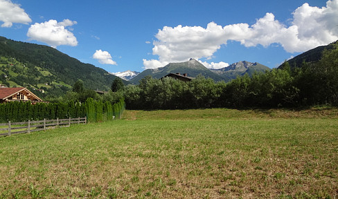 One of the most beautiful building plots in Bad Hofgastein, in a central location, where others go on vacation.